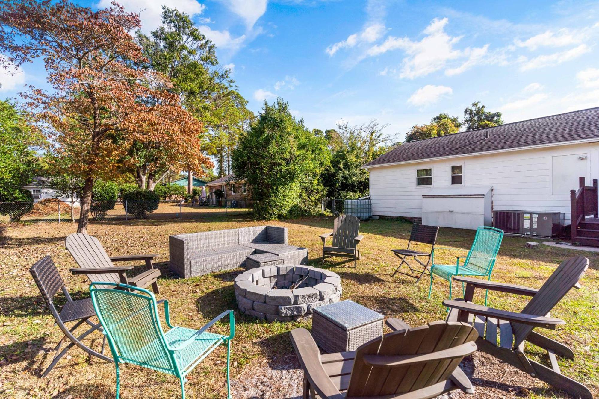 Chill Retreat, Hot Tub, Large Private Yard Villa Wilmington Luaran gambar